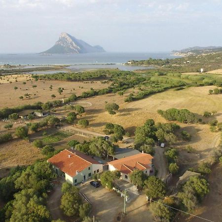 B&B La Taerra Porto San Paolo  Exterior photo